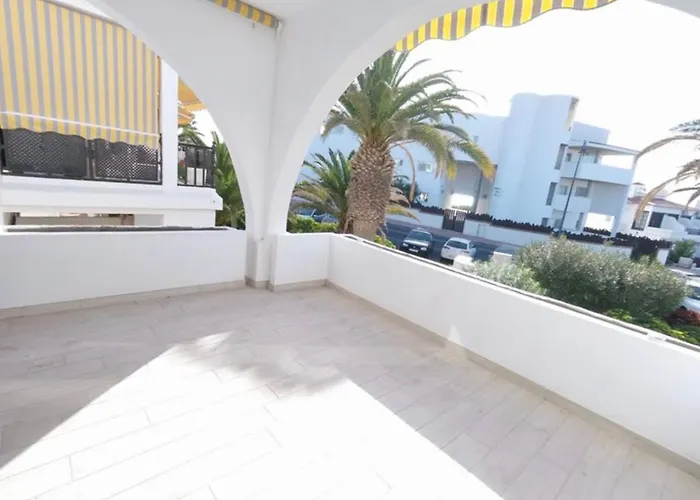 Sunrise Paradise At Amarilla Golf, Remote Work, Swimming Pool, Terrace And Near The Apartment San Miguel de Abona